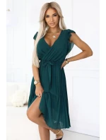 374-8 POLINA Plisované šaty s výstrihom a volánmi - ZELENÉ