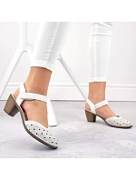 Pohodlné kožené sandále Rieker W RKR650 white
