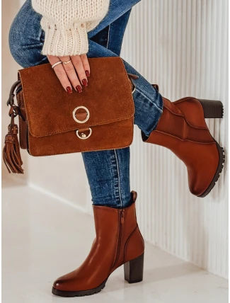 Dámske čižmy BOOTELY na podpätku camel FashionStreet ZY0497