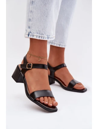 Sandále na podpätku model 225113 Krok vo veľkom štýle