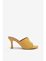 Dámské pantofle na jehle z eko semiše žluté Isolia