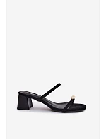 Dámske lodičky na podpätku so zlatými detailmi Black Verbena Dámske lodičky na podpätku so zlatými detailmi Black Verbena