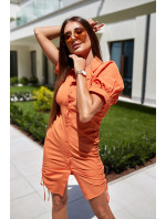 Oranžové košeľové šaty s volánmi na bokoch