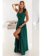 643-1 Elegantné večerné maxi šaty s rozparkom a ružami - fľaškovo zelené