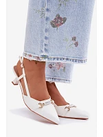 Dámské sandály na podpatku s špičatými špičkami bílé Felessa