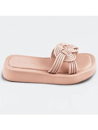 Béžové dámske šľapky s plochou podrážkou (CM-49)