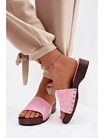 Ženské pantofle s zlatými sponami Růžové Ferinna