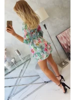 Kvetinové šaty s viazaním v páse v mätovej farbe Kvetinové šaty s viazaním v páse v mätovej farbe