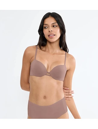 Body Make-Up Illusion - mäkká podprsenka s kosticami a ľahkou výstužou Triumph