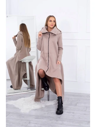 Zateplené šaty s dlhšími bokmi tmavo béžové