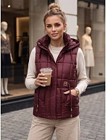 Dámska prešívaná vesta s kapucňou, bordová, FashionStreet TY5974 Dámska prešívaná vesta s kapucňou, bordová, FashionStreet TY5974