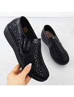 Dámske pohodlné čižmy Unisoft 8910 slip-on v maskáčoch