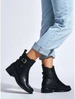 Dámske značkové čierne členkové topánky s plochým podpätkom Dámske značkové čierne členkové topánky s plochým podpätkom