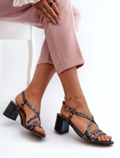 Skórzane Sandały Na Niskim Słupku Maciejka 06653-09 Ciemnozielone