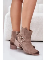 Topánky na podpätku model 201176 Krok vo veľkom štýle