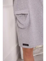 Šedé šaty s kapucňou