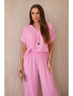 Súprava s náhrdelníkom blúzka + nohavice svetlo ružová Súprava s náhrdelníkom blúzka + nohavice svetlo ružová