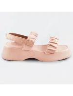 Béžové sandále na nízkej platforme (CM-48)