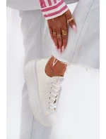 Trampki Damskie Z Haftem Na Platformie Lee Cooper LCW-25-31-3465L Białe