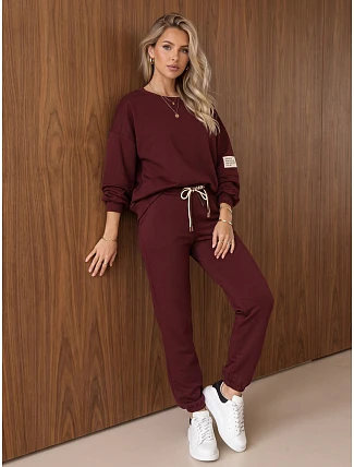 Dámska tepláková súprava „Masełko“ v bordovej farbe od FashionStreet AY1235 Dámska tepláková súprava „Masełko“ v bordovej farbe od FashionStreet AY1235