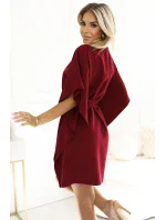 287-34 SOFIA Dámske šaty s motýlikom a viazaním v páse - Bordeaux