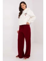 Tepláky model 218253 Relevantnosť