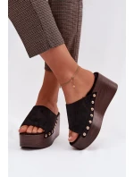 Dámské nazouváky na platformě se zlatými přezkami Eko semiš Černé Helivina