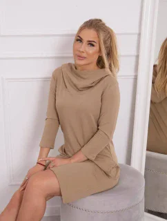 Šaty s kapucňou a vreckami camel