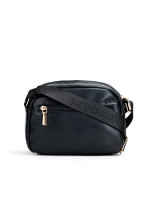 Monnari Bags Dámska kabelka s prešívaným vreckom čierna