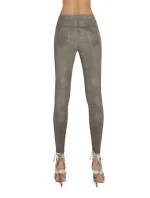 Legíny Lydia - Bas Bleu