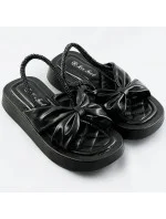 Čierne sandále na platforme (CM-58)