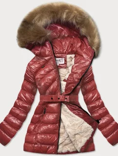 Lesklá zimná bunda v bordovej farbe bordová s mechovou kožušinovou podšívkou (w674)