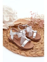 Sandałki Dziecięce Z Kokardką Na Rzep Srebrne Joratia