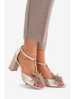 Sandały Skórzane Na Słupku Z Ozdobą Laura Messi 2758 Złote