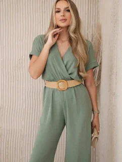 Kombinéza s ozdobným opaskom v páse svetlej khaki farby