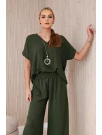 Súprava s náhrdelníkom blúzka + nohavice khaki Súprava s náhrdelníkom blúzka + nohavice khaki