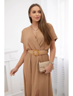 Dlhé šaty s ozdobným opaskom Camel