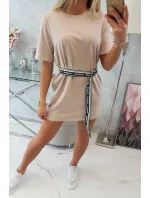 Šaty s ozdobným pásikom béžovej Šaty s ozdobným pásikom béžovej