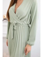 Šaty s viazaným plisovaným lemom svetlej khaki farby