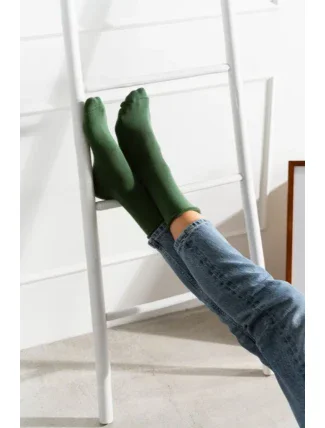 Ohrnuté dámske ponožky 110