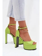 Lakované dámské sandály na podpatku a platformě Zelené Horvia
