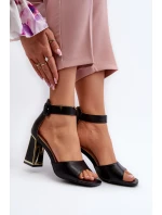 Elegantné čierne dámske sandále na podpätku Rosazara Elegantné čierne dámske sandále na podpätku Rosazara