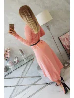 Šaty s ozdobným pásikom a nápisom apricot
