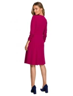 S325 Priliehavé šaty s viazaným výstrihom - kráľovsky modré S325 Priliehavé šaty s viazaným výstrihom - kráľovsky modré