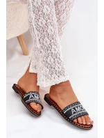 Klapki Damskie Na Płaskim Obcasie Ze Zdobieniem Amore Czarne Avelina