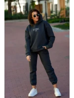 Izolovaná bavlnená súprava, mikina s vyšívacími + nohavicami Grafit Izolovaná bavlnená súprava, mikina s vyšívacími + nohavicami Grafit