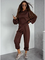 Dámska tepláková súprava „Masełko“ s kapucňou v čokoládovej farbe FashionStreet AY1212 Dámska tepláková súprava „Masełko“ s kapucňou v čokoládovej farbe FashionStreet AY1212