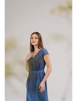 S411 Šaty bez rukávov s volánovým výstrihom - modré