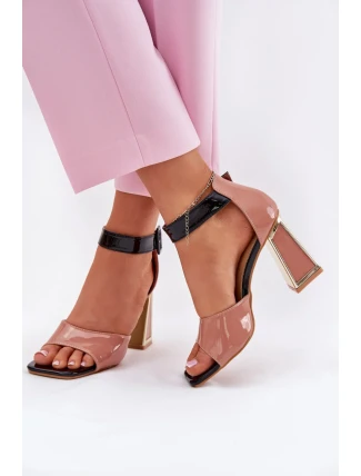 Sandále na podpätku model 212824 Krok vo veľkom štýle
