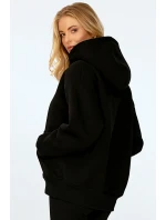 Dkaren Oseye-Kpl farba:čierna